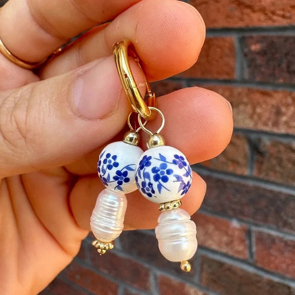 Anthropologie Porcelain Portofino Stainless Steel Pearl Earrings - Picture 8 of 10